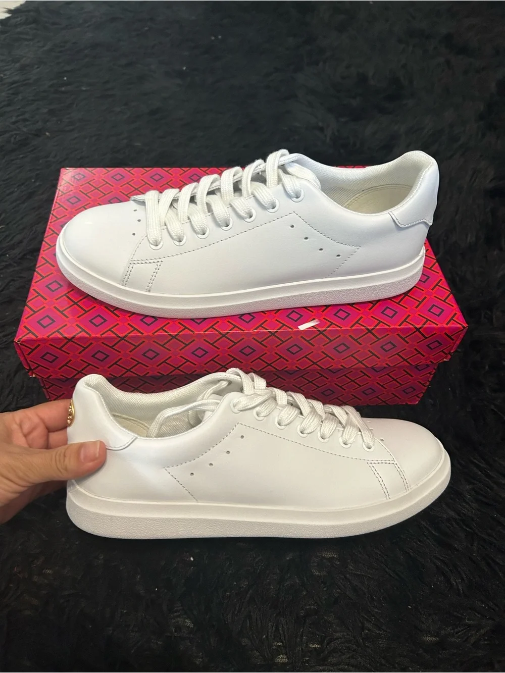 TORY BURCH white leather gold TB logo lace up shoes sneakers women’s 7 new